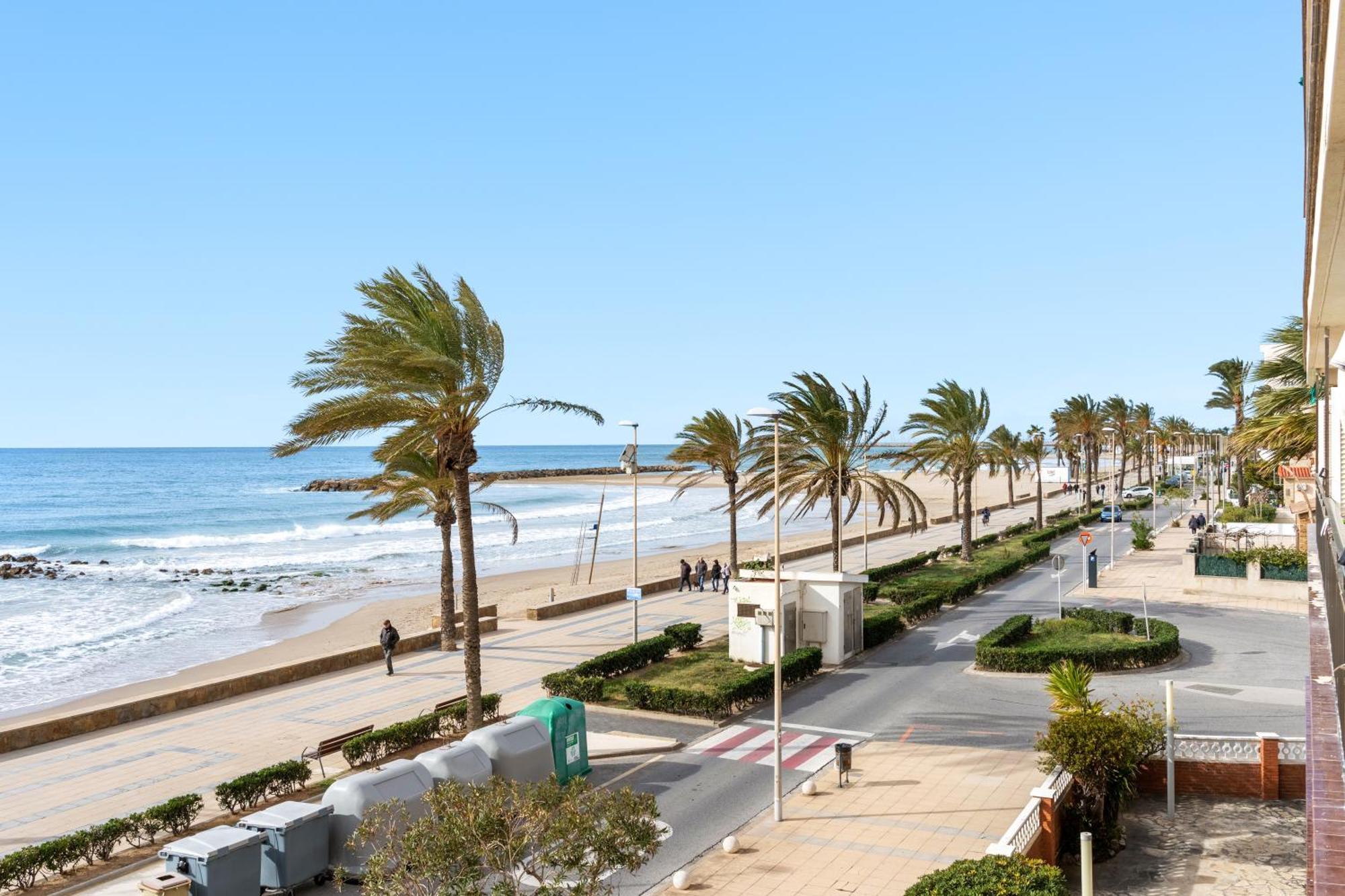 Playa Primera Linea Cunit Esterno foto